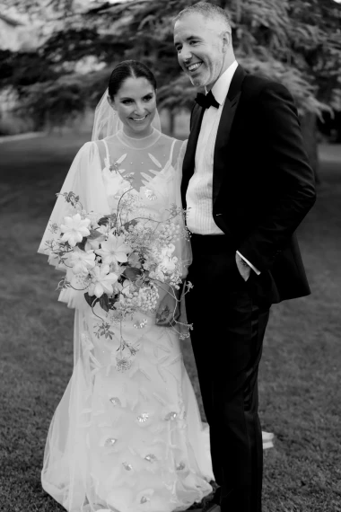 The Wedding Posing Masterclass – Zach & Grace