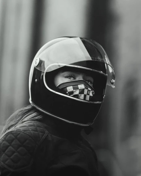 K2BW Black & White Preset – Tom Kahler